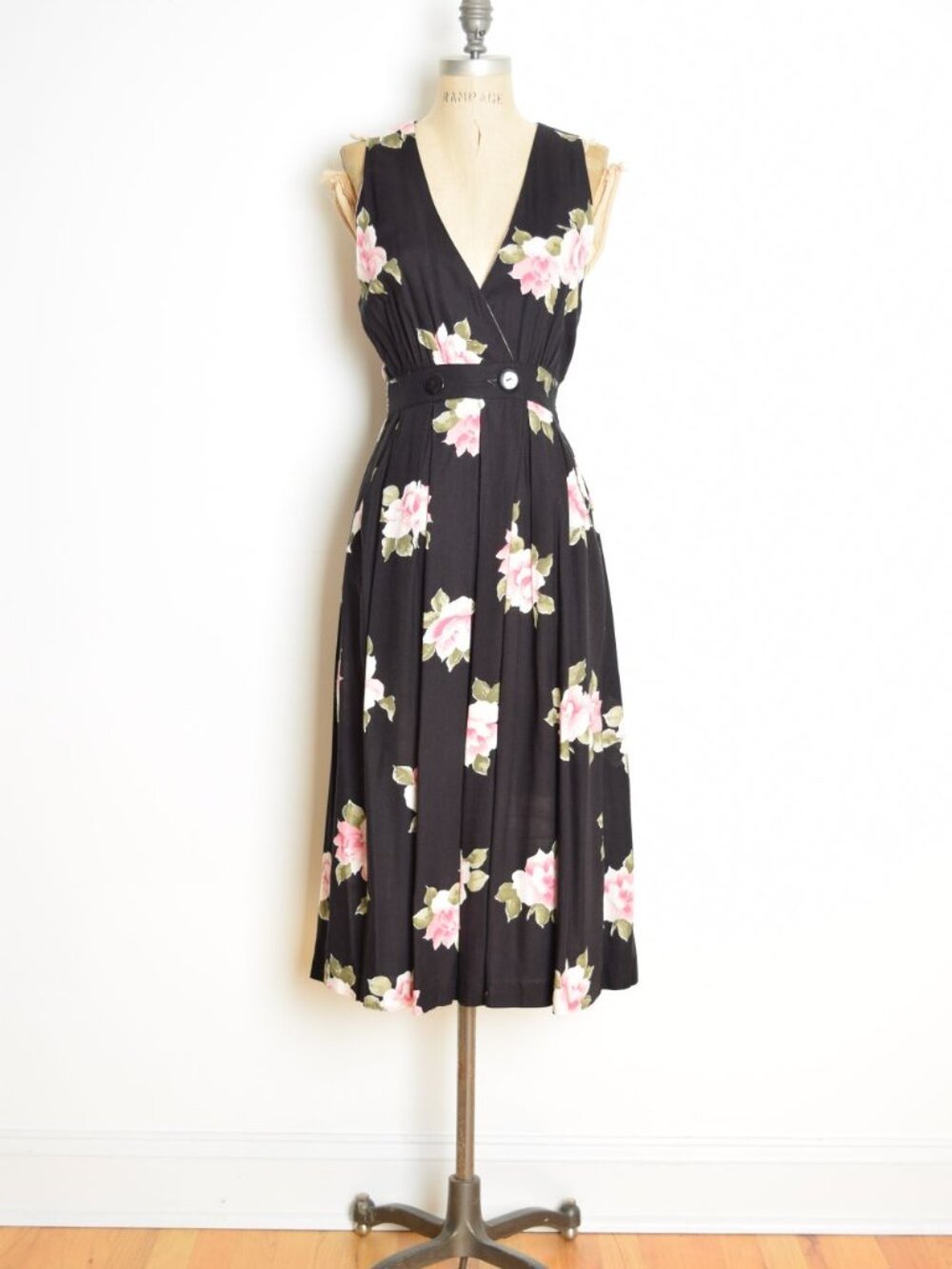 vintage 90s jumper dress black pink cabbage roses floral print tea length midi S